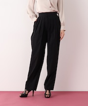 タックボリュームパンツ