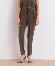 タックポケットテーパードパンツ