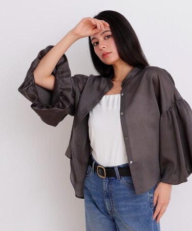 ギャザーバルーンスリーブブラウス