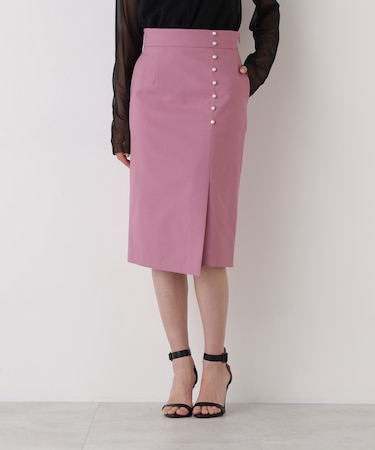 シルバーボタンスカート