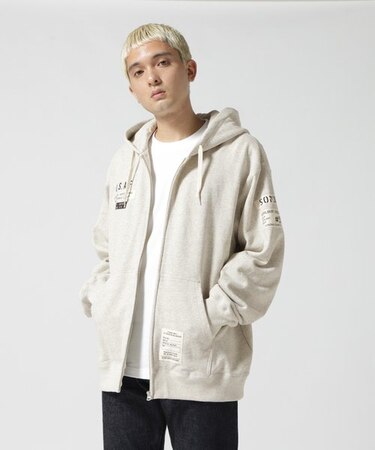 《AVIREX REBUILD COLLECTION》ステンシル パッチ ジップ パーカー／STENCIL PATCH ZIP PARKA