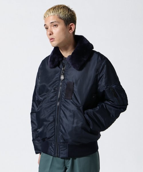 マルチファンクショナルジャケット／MULTIFUNCTIONAL JACKET