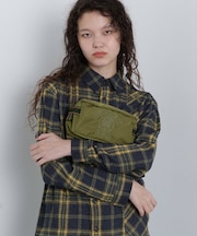 《直営店限定》SIGNATURE LOGO POUCH／シグネチャーロゴポーチ