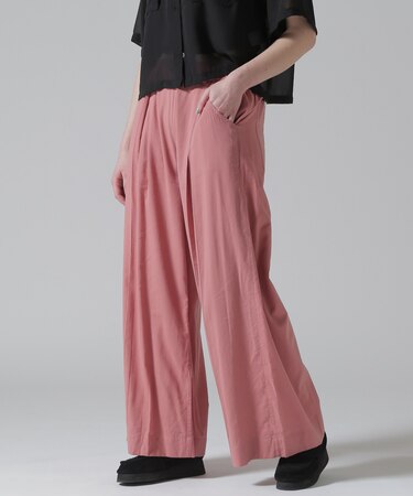 BOX PLEATS RELAX PANTS／ボックスプリーツ リラックスパンツ