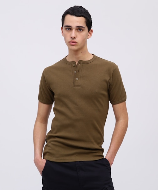 《DAILY／デイリー》RIB S／S HENLEY NECK T-SHIRT
