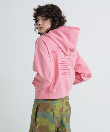 《WOMAN／直営店限定》GRAFFITI EMBROIDERY PARKA／グラフィティ刺繍パーカー