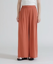 DESIGN BELT TUCK DETAIL PANTS
