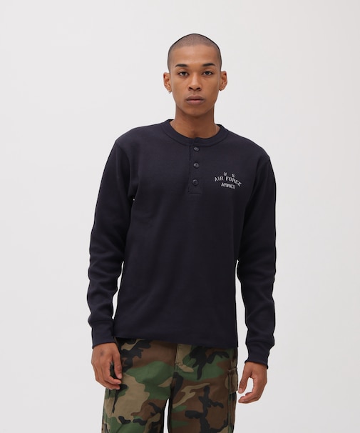 《直営店限定》HONEYCOMB HENRY NECK L／S T-SHIRT