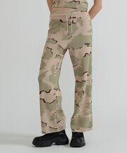 《直営店限定》CAMO WAFFLE PANTS