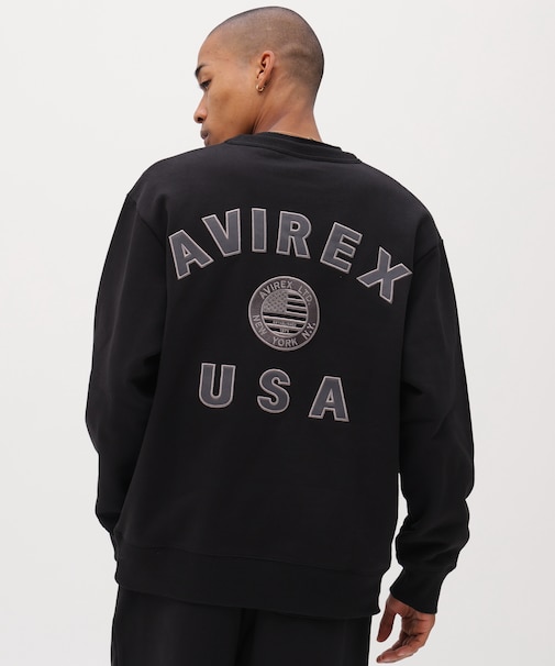 《直営店限定》VARSITY FLAG CREW NECK SWEAT