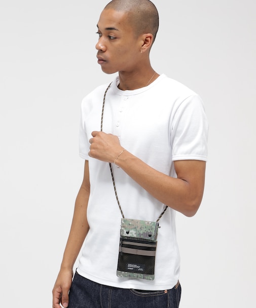 《直営店限定》REFLECT RIP VERTICAL POCHETTE