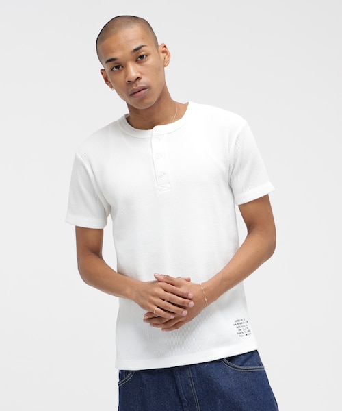 MINI WAFFLE HENRY NECK T-SHIRT ”STENCIL”｜アヴィレックスの通販