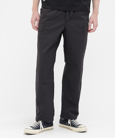 《URBAN GEAR》HEAT SHIELD NYLON CARGO PANTS