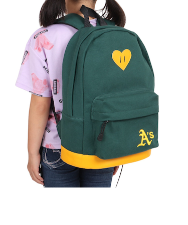 エムエルビー（MLB）ハート型ブタバナ付リュック E.CM OA-MBBK165 DGRxYE