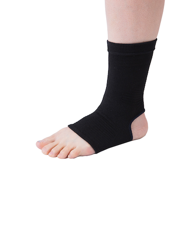 ファイティングロード Co.Ltd（FIGHTING ROAD CO.LTD）クロステーピングサポーター 足首 9348-842M