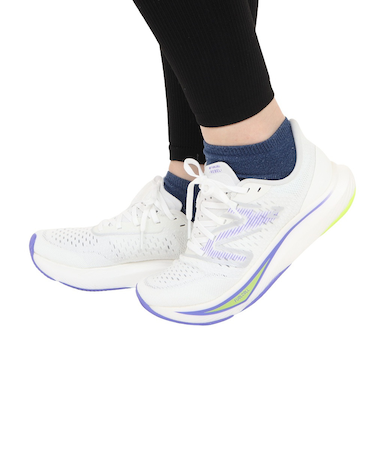 ニューバランス(new balance)ランニングシューズ フューエルセル レベル v3 ホワイト WFCXCC3B スニーカー スポーツ ジョグ 厚底 通気…