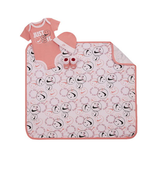 ナイキ（NIKE）ベビー 4点セット NN0843-A9Y