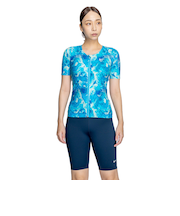 ナイキ（NIKE）フィットネス水着 レディース 水泳 総柄ジップ付き半袖セパレーツ 2993131-010