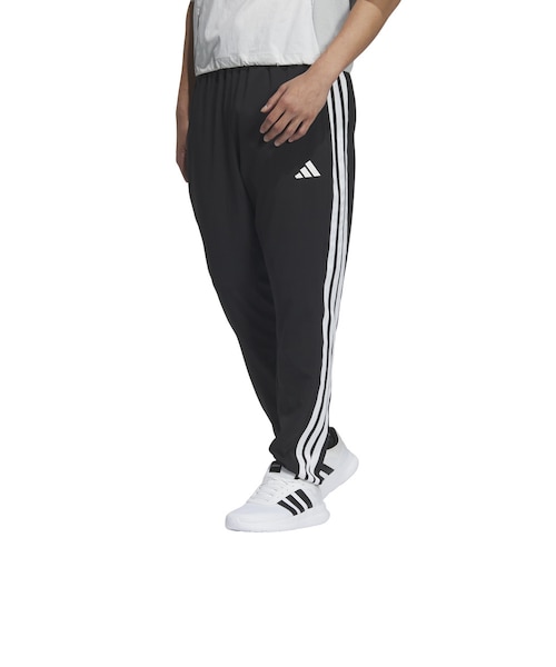 アディダス（adidas）スリーストライプス ルーズフィット ライト