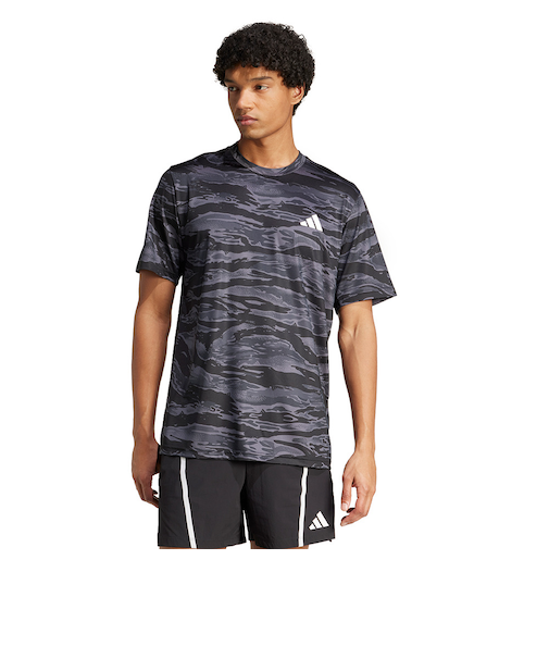 アディダス（adidas）トレイン エッセンシャルズ カモ AOP 半袖Tシャツ KQC46-JN5953