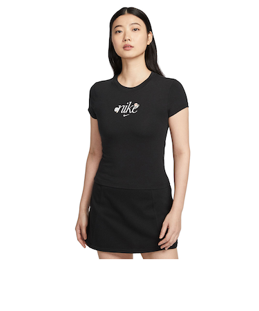 ナイキ（NIKE）ポーツウェア チル ニット スリム グラフィック Tシャツ HF9723-010