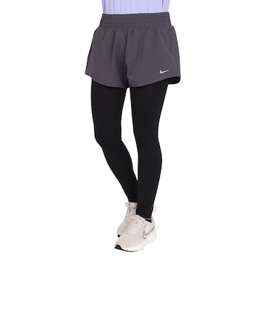 ナイキ（NIKE）ドライフィット ワン ミッドライズ 8cm ショートパンツ インナー付き DX6011-036