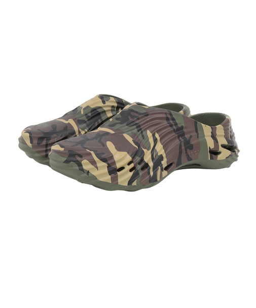 クロックス（crocs）サンダル エコー カモ ウェーブ Agr/Mlt カーキ 212044-3TC カジュアルシューズ