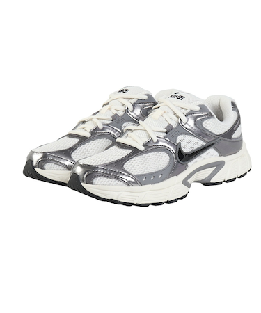 ナイキ(NIKE)スニーカー スポーツシューズ V5 RNR HJ5228-009