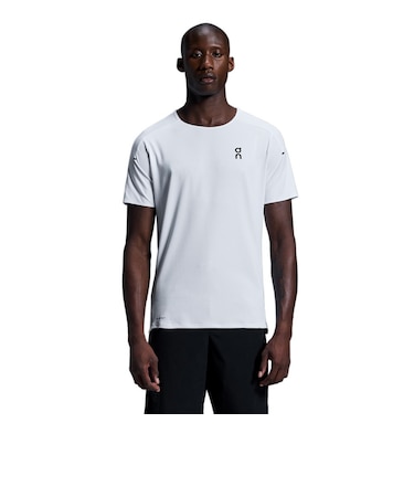 オン（On）パフォーマンス Tシャツ 1ME10232993