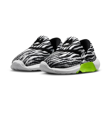 ナイキ（NIKE）ジュニアスニーカー スポーツシューズ スウッシュ ゴー AOP TD ブラック ホワイト IV5719-100 スポーツ カジュアル シューズ