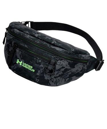 アンダーアーマー（UNDER ARMOUR）ボディバッグ 黒×緑 2.5L 1384758 002 クロスボディバッグ スリングバッグ 撥水 カモ柄