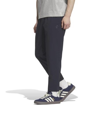 アディダス（adidas）エッセンシャルズプラス レギュラーフィット ストレッチ ウーブン アンクル丈 ジョガーパンツ V7993-KF6157