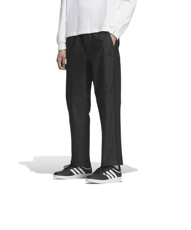 アディダス（adidas）エッセンシャルズ プラス レギュラーフィット ストレッチデニム フルレングス オープンヘム パンツ US354-KF3744