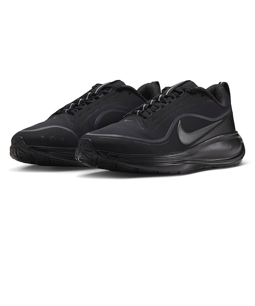 ナイキ（NIKE）スポーツシューズ ランニングシューズ レボリューション 8 ユーティリティ ブラック IR0890-001 スポーツ シューズ 防水