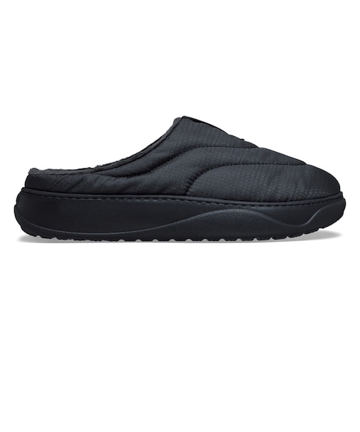 クロックス（crocs）クラシック エレベーテッド パフ モック 213604-060