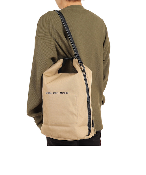 ニューバランス(new balance)アウトドア トレッキング ロールトップ ショルダーバッグ MT1996 JABL2915INC