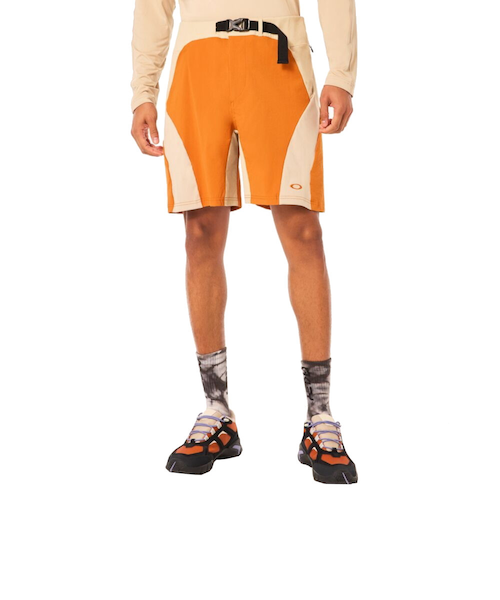 オークリー（OAKLEY）高通気 高除湿 サイズ調整可能 ショートパンツ