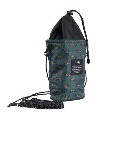 キウ（Kiu）ドローストリング ミニバケットバッグ K375-175