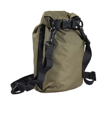 キウ（Kiu）スタッフサック ミニポシェット カーキ K363-906