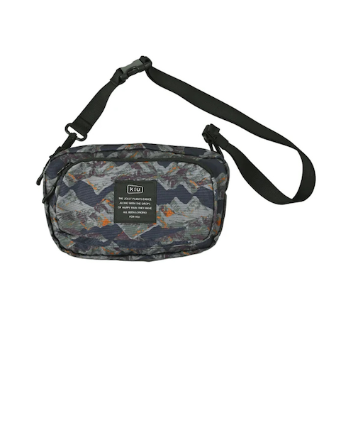 キウ（Kiu）300D フロントポケットミニショルダーバッグ K156-367