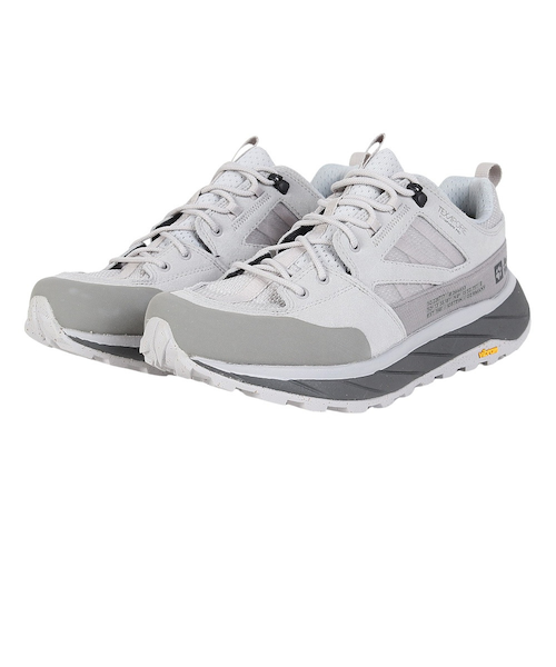 ウギンの目　expedition 1枚③ ジャックウルフスキン（JackWolfskin）トレッキングシューズ 登山靴