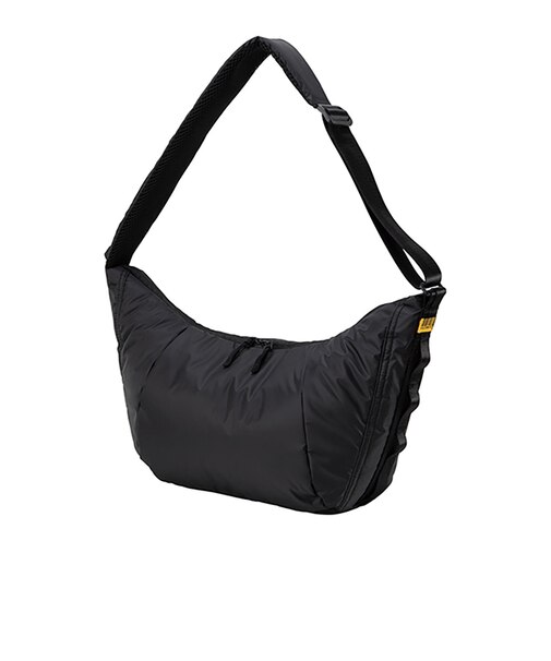 キウ（Kiu）パフィーラウンドショルダーバッグ K392-900