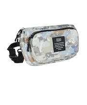 キウ（Kiu）300D フロントポケットミニショルダーバッグ K156-509