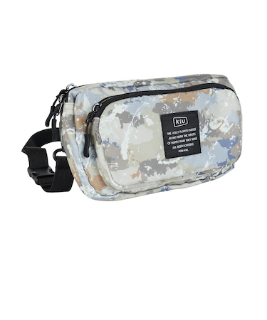 キウ（Kiu）300D フロントポケットミニショルダーバッグ K156-509