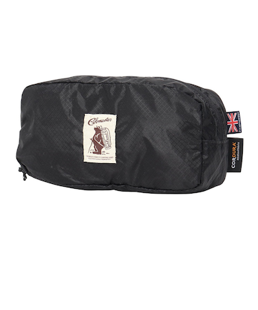 CR スクエアポーチM 81090500-0080