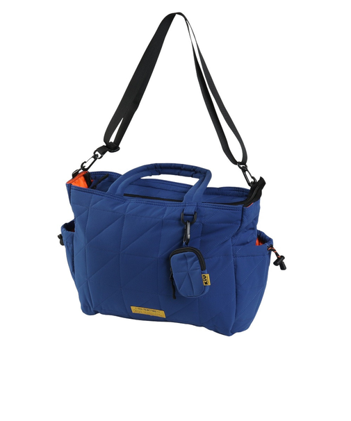 キウ（Kiu）スクエアパデッドマルチパーパストートバッグ K477-901