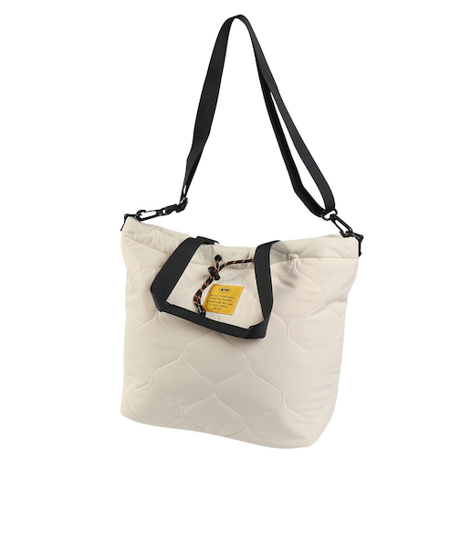 キウ（Kiu）パデッドドロストトートバッグ K475-967