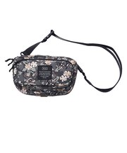 キウ（Kiu）300D フロントポケット ミニショルダーバッグ K156-622