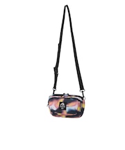 キウ（Kiu）フロントポケットミニショルダーバッグ K572-671