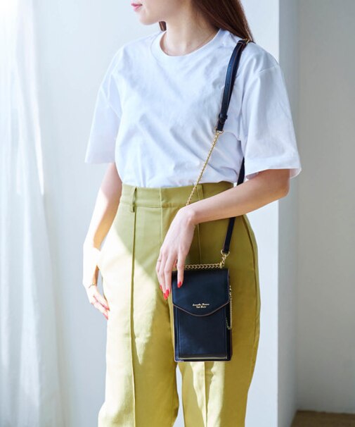 プリーツデザイン マルチケース付きスマホショルダー